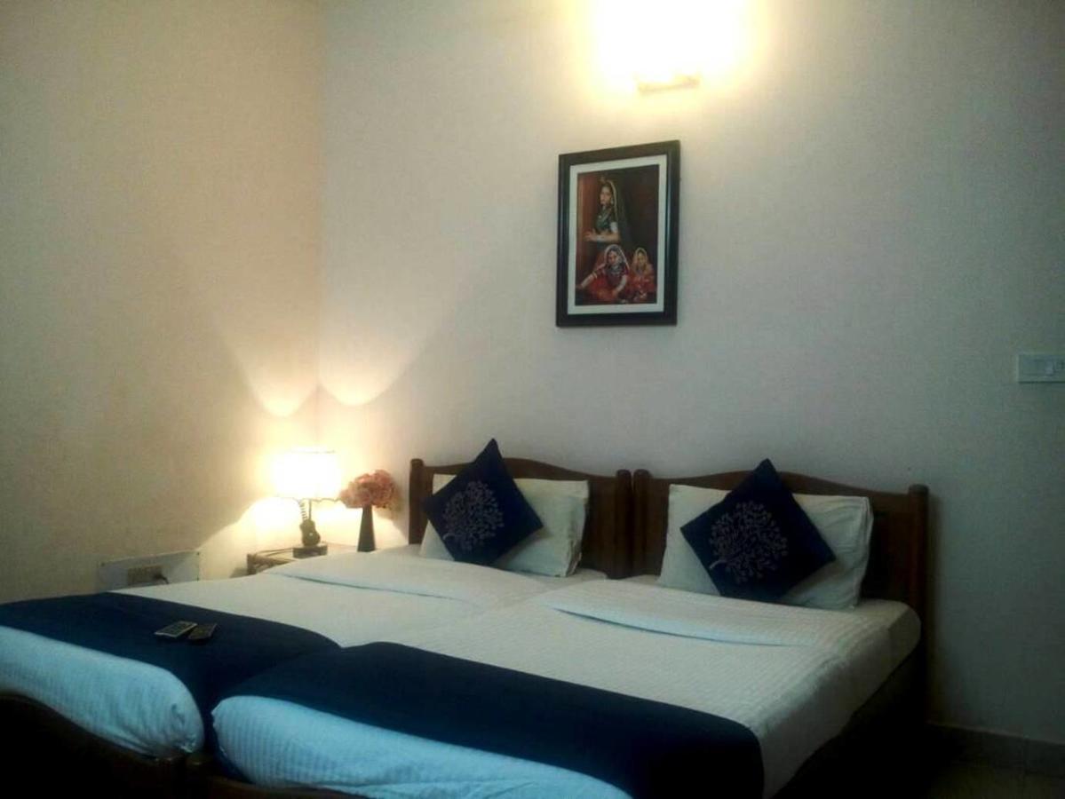 Happy Stay Service Apartments Madras Buitenkant foto