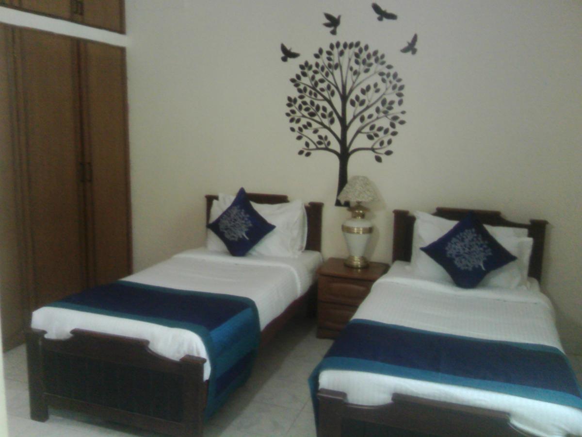 Happy Stay Service Apartments Madras Buitenkant foto